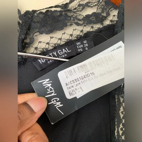 ❌SOLD❌Nasty Gal Black Satin Trim Lace Slip Dress Size Small - Picture 11 of 13